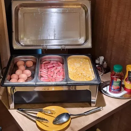 艾丽卡旅馆 招待所 3*