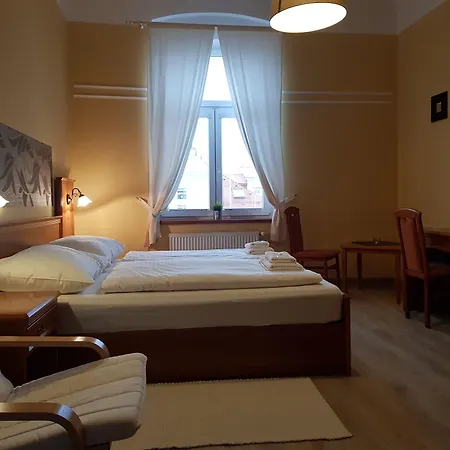 艾丽卡旅馆 3* 玛丽亚温泉